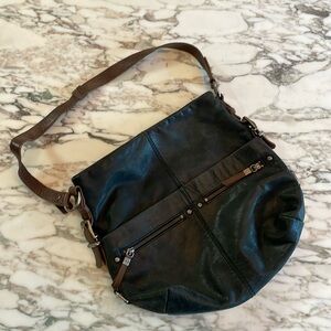EUC  the SAK leather hobo bag hobo purse